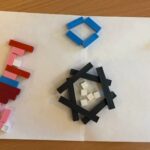 Кравченко Лилия Николаевна г. Пыть-Ях, ХМАО-ЮГРА МАОУ "Прогимназия "Созвездие" Мурсалов Мухаммад, 6 лет Номинация: Домашние птицы Название: "Птичья семейка"