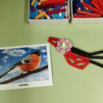 Рязанова Анна Владимировна п. Железнодорожный, Калининградская область Средняя школа п. Железнодорожный, дошкольное отделение Фёдорова Алиса, 3г Номинация: "Дикие птицы" Снегирь.